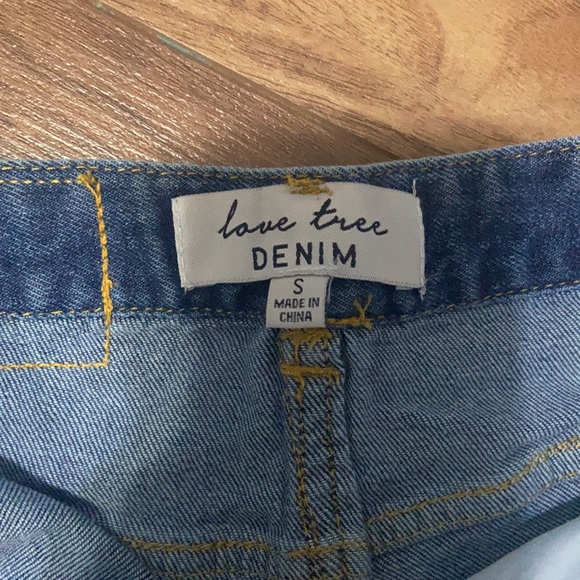 jean shorts - Picture 3 of 3